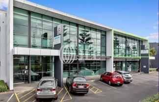 Recently Refurbished Highbrook Office