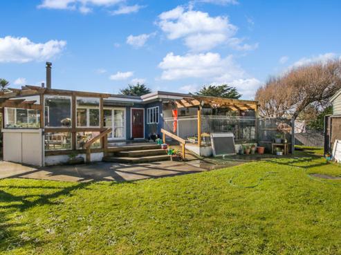 1 Thomas Place, Foxton Beach