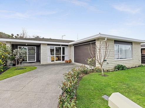 16A Lowther Place, Taradale