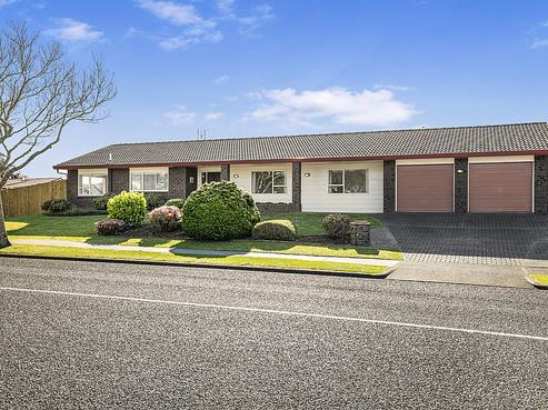 130 Walter Strevens Drive, Conifer Grove