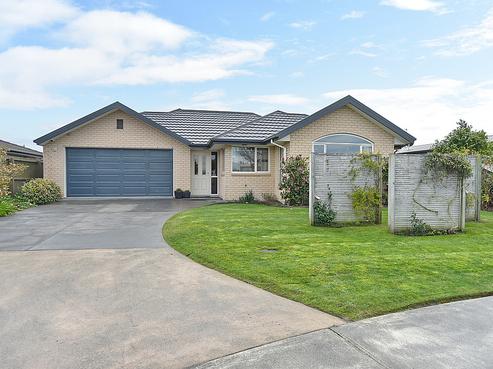 12 Bayliss Close, Northwood