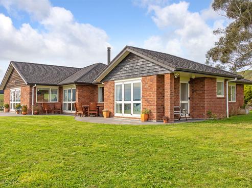 117F Lees Pakaraka Road, Masterton