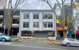 Standalone Building on Vincent Street