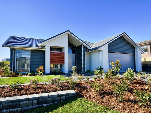 5 Ken Douglas Drive, Aotea