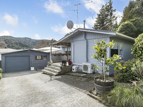 15 Mimihau Grove, Wainuiomata