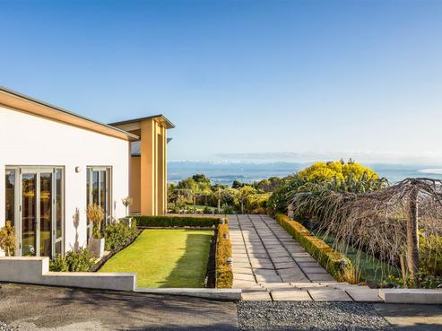 158 Glenstrae Road, Redcliffs