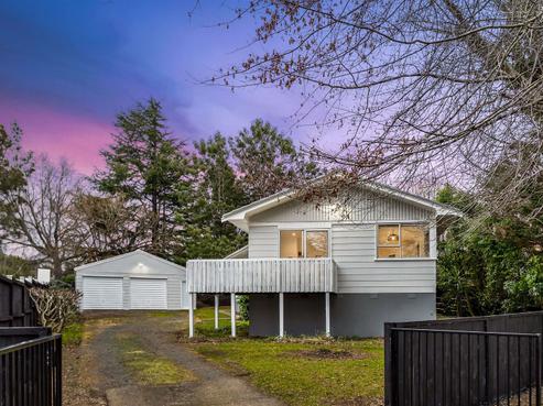 46 Redcrest Avenue, Red Hill