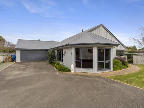 61C Langdale Avenue, Paraparaumu