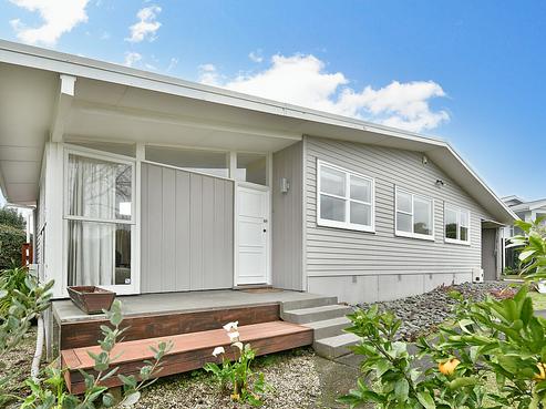 95 Lauderdale Road, Birkdale