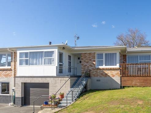 18 Thomson Avenue, Dinsdale