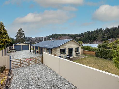 49 Hopkins Street, Luggate