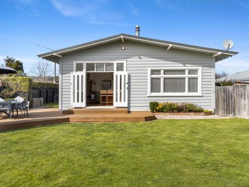 510 Nelson Street North, Hastings