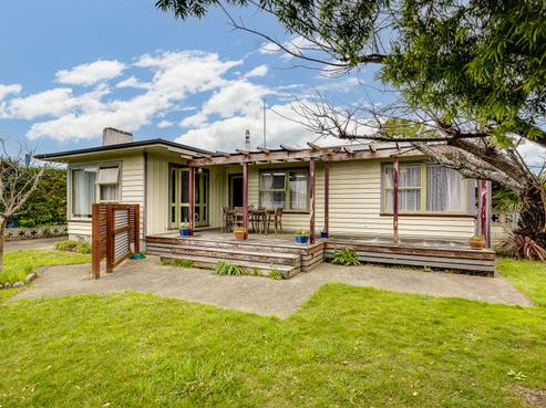 19 Clarence Cox Crescent, Pirimai