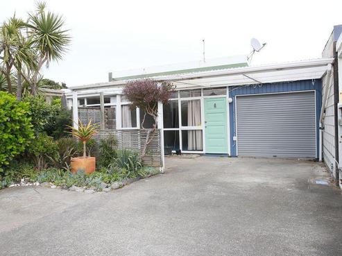 10 Bermuda Grove, Paraparaumu Beach