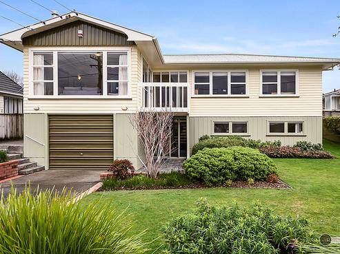 51 Mabey Road, Avalon