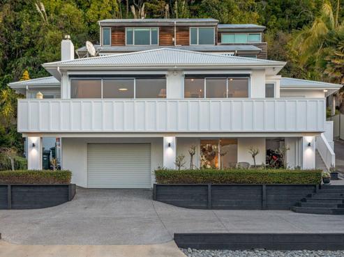 162 Pohutukawa Avenue, Ohope