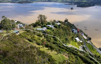3 Gilligans Lane, WHANGAROA