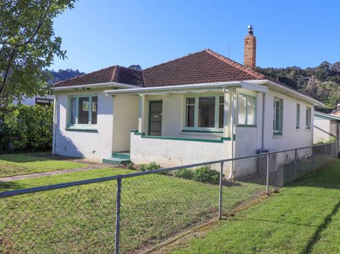 418 Brown Street, Thames