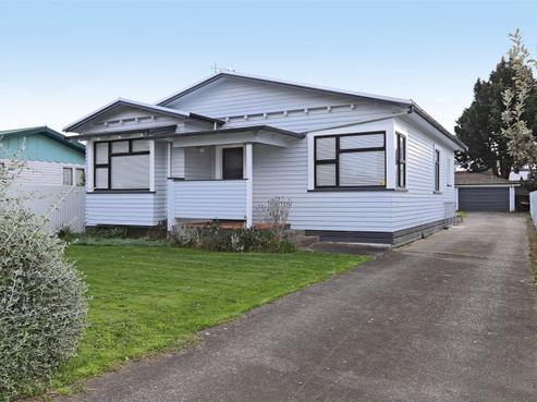 815 Pepper Street, Raureka