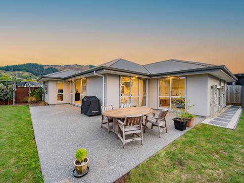 14 Sabine Drive, Richmond