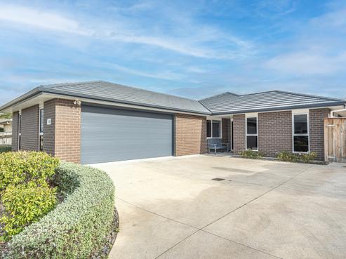 23 Buckingham Place, Springvale