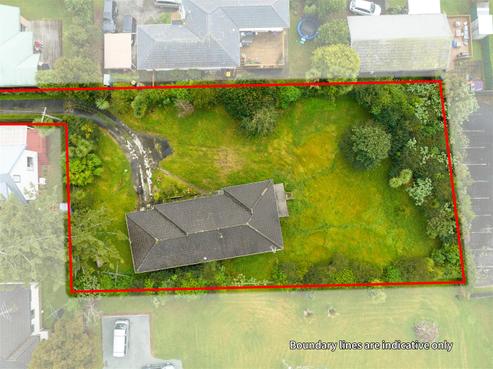 29 Flanshaw Road, Te Atatu South