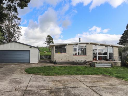 46 Tarata Road, Inglewood