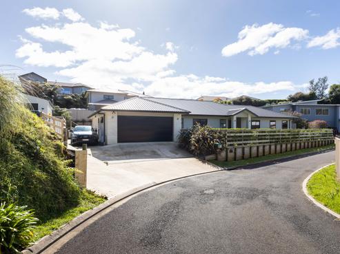 1 Fern Lane, Whalers Gate