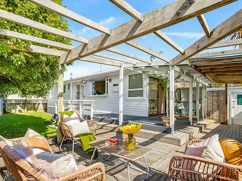11 Knox Road, Swanson