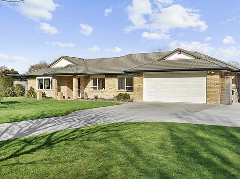109 The Oaks Drive, Leamington