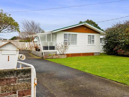 1 Ramanui Avenue, Hawera
