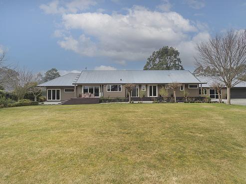 214 Ferry Road, Richmond
