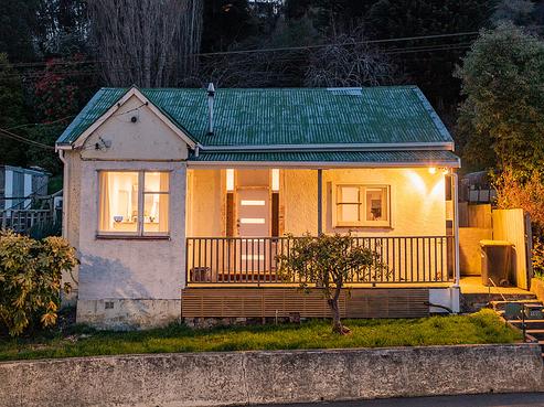 102 Glen Road, The Glen
