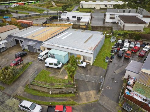 6 Button Lane, Waitangirua