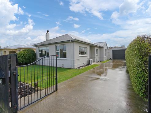 180 Catherine Street, Windsor