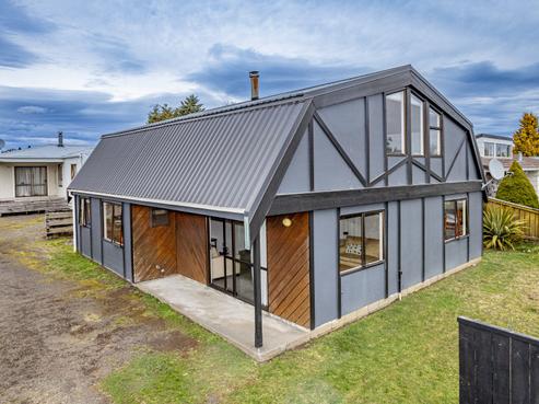 78 Arawa Street, Ohakune