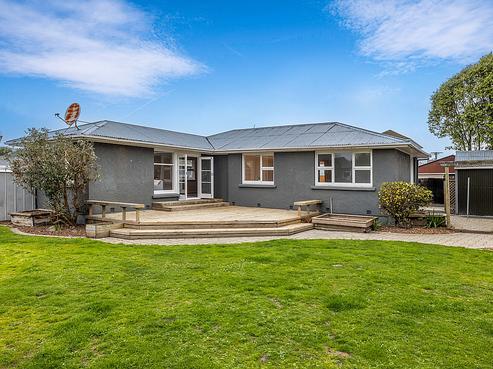 12 Lovelock Street, Dallington