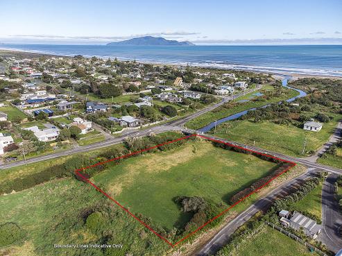 2 Sims Road, Te Horo