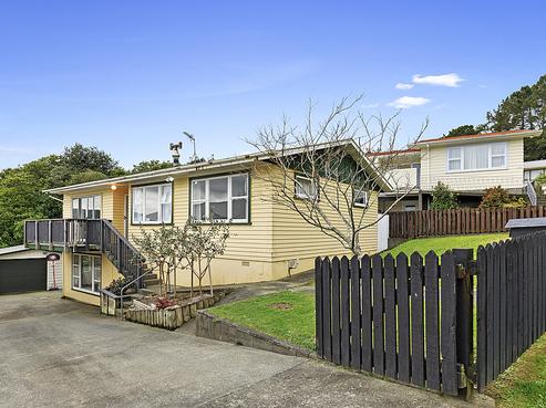 25 Dalton Grove, Stokes Valley