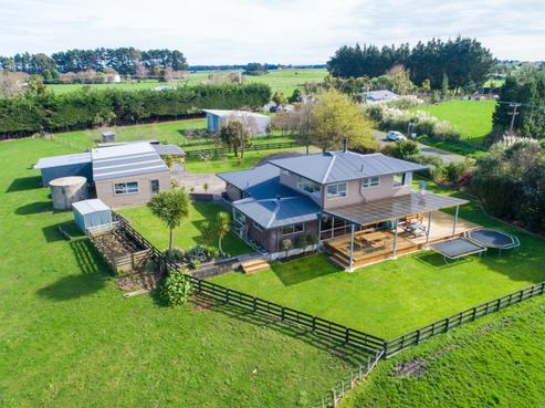 695 Sandon Road, Halcombe