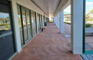 Medical & Health Sector Premises 111m2