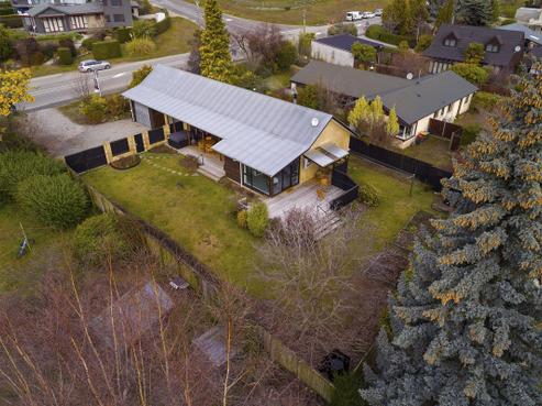 152 Beacon Point Road, Wanaka