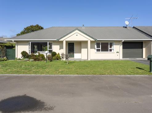 6 Millwood Place, Silverstream