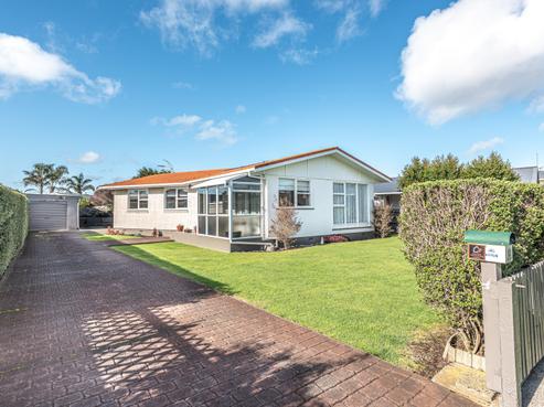 12 Chester Road, Springvale