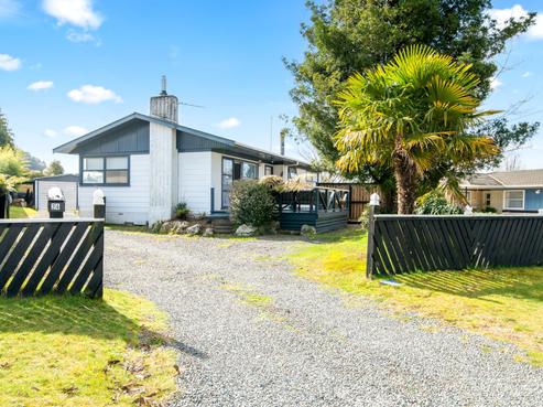 26 Lisa Crescent, Mangakakahi