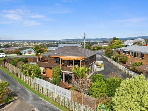 98 Luckens Road, West Harbour