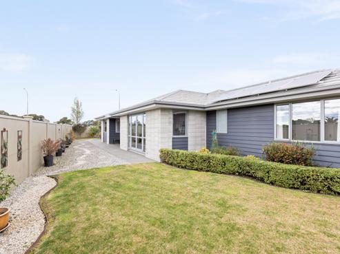 17 Rotoiti Way, Poraiti