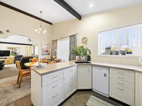 3 Venetia Way, Totara Park