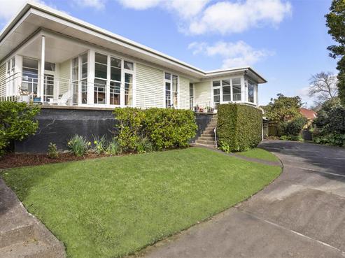 97 Lake Road, Belmont