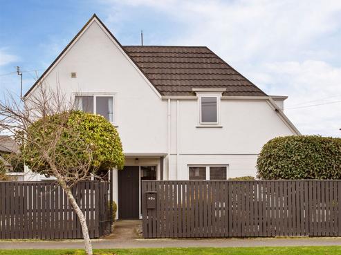 45A Mays Road, Saint Albans